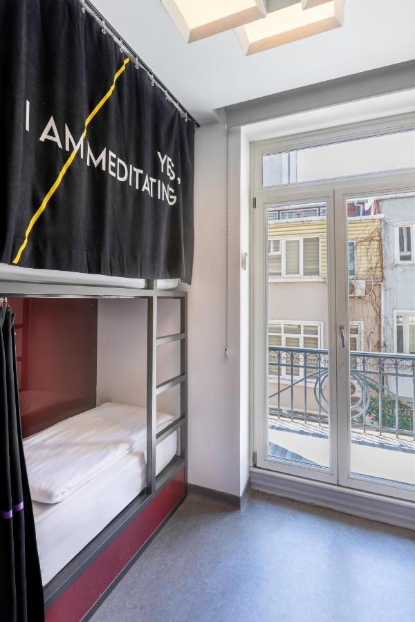 Wabi Sabi Hostel *